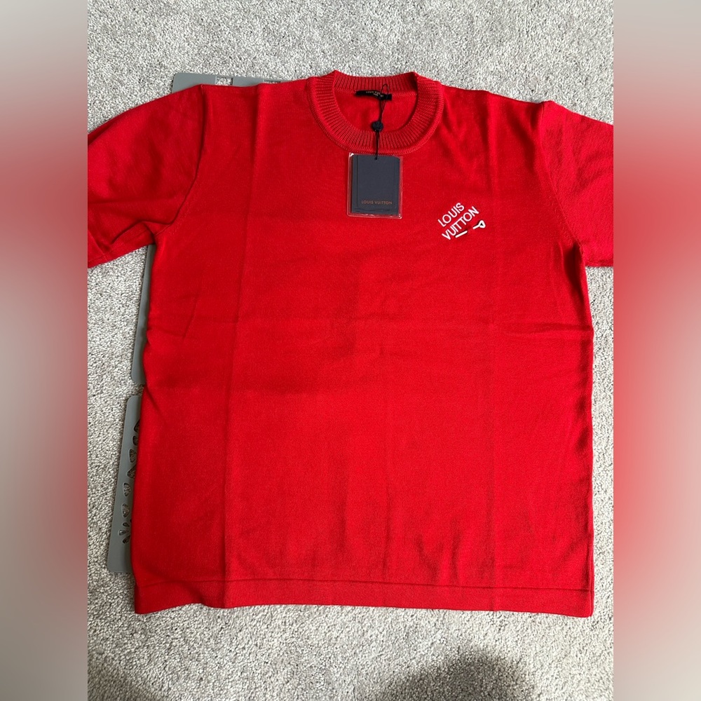 Louis Vuitton short sleeve, crewneck men’s logo shirt